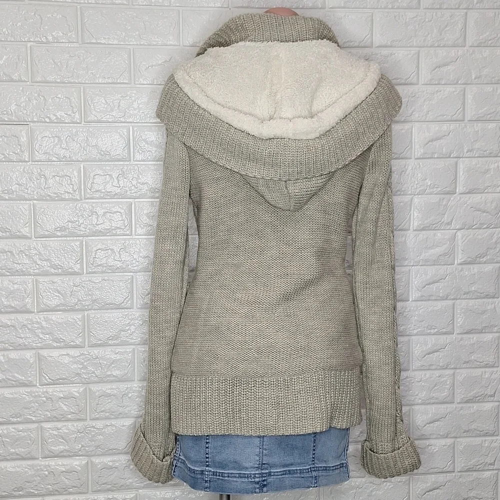 CI SONO by CAVALINI Chunky Crochet Sherpa Lined Zip Up and Button Jacket…